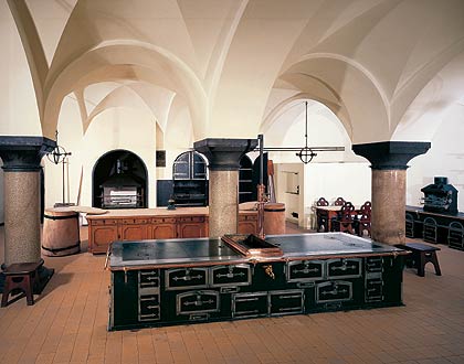 Kitchen on Schl  Sserverwaltung   Neuschwanstein   Tour Of The Castle   Kitchen