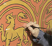 Bild: Schloss Neuschwanstein, Restaurator bei der Arbeit