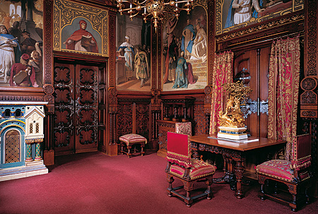 Bayerische Schlösserverwaltung | Neuschwanstein | Tour of the castle | Dining Room